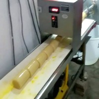 新工艺成套灰碱粑机特色米豆腐机包技术